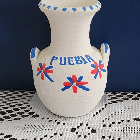 Puebla small decoration pottery vase 3 inches tall - Picture 1 of 5